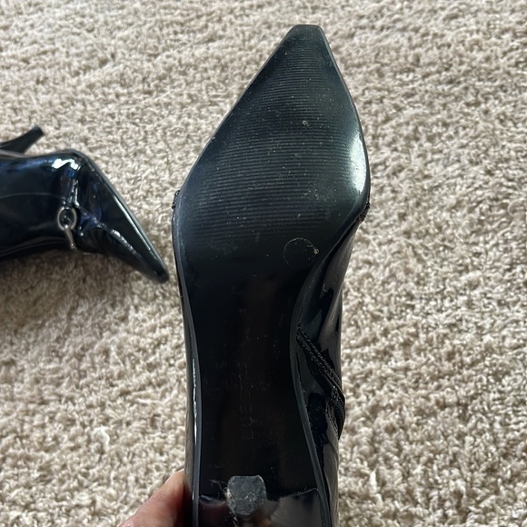 BCBG Girls Patent Black Bootie no size listed but they are 8.5 - Picture 5 of 10